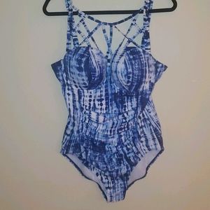 Torrid swimsuit size 1